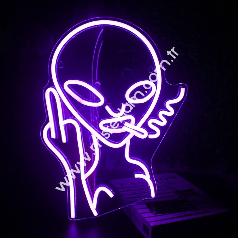 Mor Uzaylı (Purple Alien) Neon Led Tabela